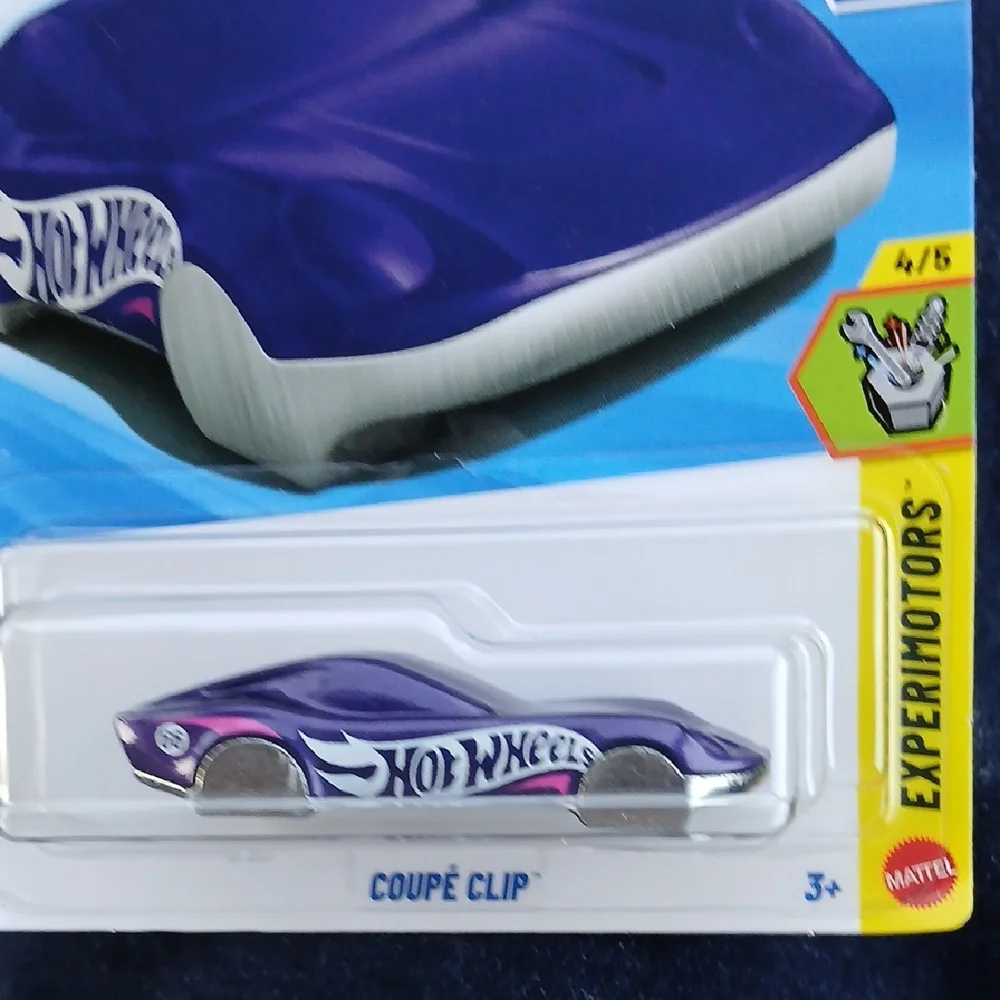 Hot Wheels Purple Coupe Clip